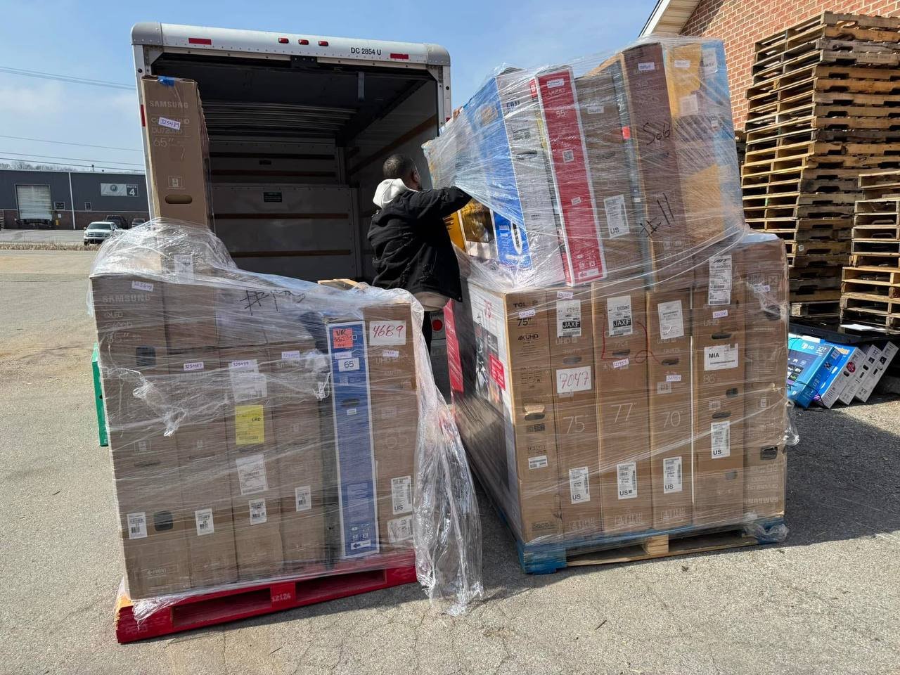 TVs pallet