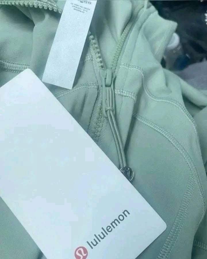 lululemon clothes