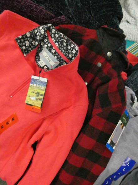25x Women’s Orvis Pullovers & Jackets
