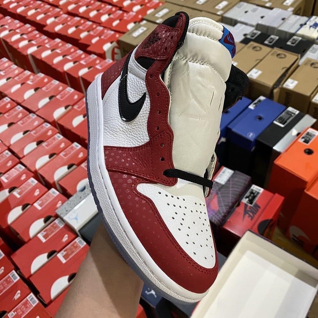 Nike And Jordan shoe Pallet